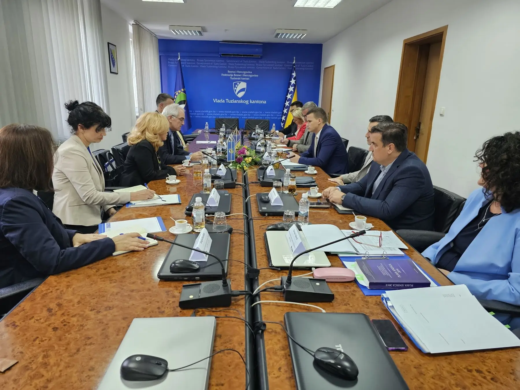 Novi zamah saradnji Vlade TK i OSCE-a, fokus na zaštiti građana i borbi protiv korupcije